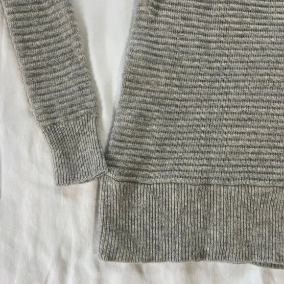 Madewell Light Gray Ribbed Mockneck Long Sleeve Pullover Sweater | Size XS - Picture 2 of 6